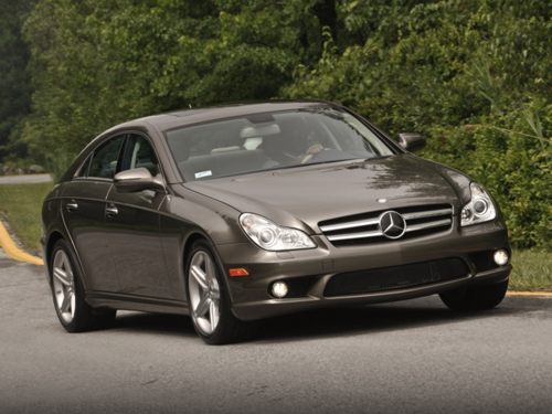Mercedes-Benz Features Numerous Auto Lease Options in March